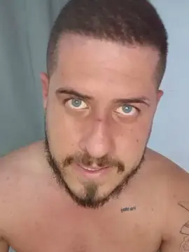 Cam4 Watch Live Sex Cams of polaco061