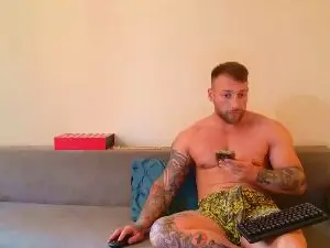 Cam4 Watch Live Sex Cams of BoyTatto95