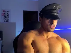Cam4 Free Live Porn of Lucasfit24