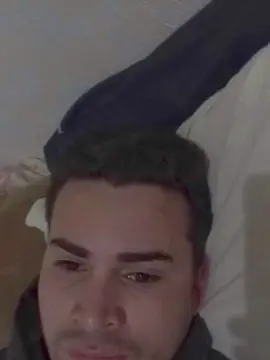 Cam4 Nude Webcam of Leo_dot25