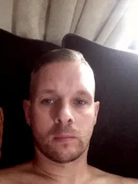 Cam4 Adult Webcam of windowcleaner86