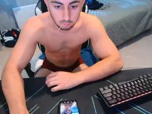 Cam4 Free Porn Cam of theo2201