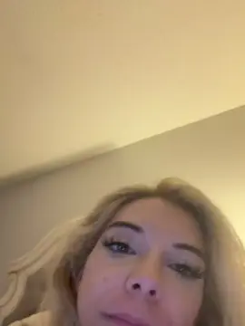 Cam4 Live Sex of Maggie