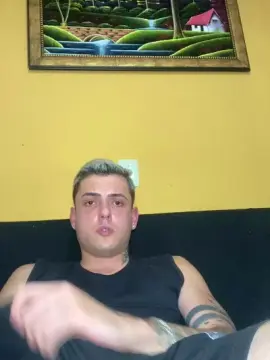Cam4 Free Live Porn of Andrestechh