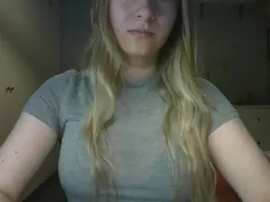Cam4 Free Live Porn of Rosie_June