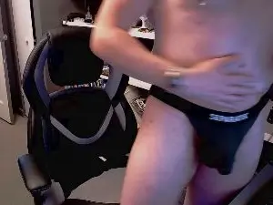 Cam4 Live Sex Cam of MidMoBoy