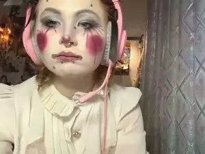 Cam4 Best live sex cam show of LorileeGjorven