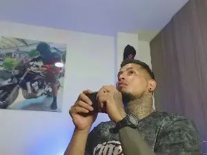 Cam4 Adult Webcam of SR_Fuerte