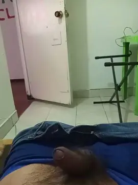 Cam4 Live Porn of joven_man23