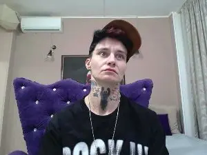 Cam4 Watch Live Sex Cams of KennyVibe