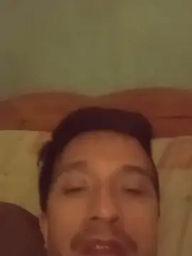 Cam4 Live Sex Cam of ari83_xxx