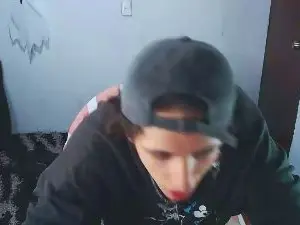 Cam4 Free Live Porn of Noah_sokolov_