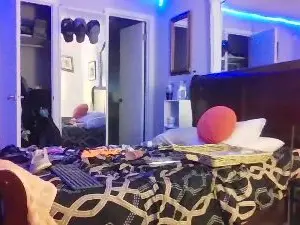 Cam4 Live Sex of SoberJudge26