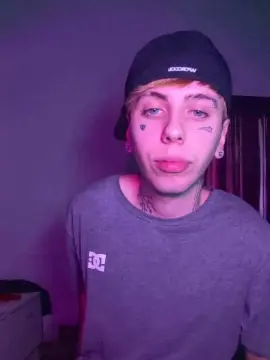 Cam4 Free Porn Cam of sableye22