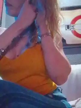 Cam4 Live Sex of Luchociampo