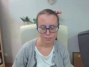 Cam4 Live Sex Cam of Lizzy_Femme