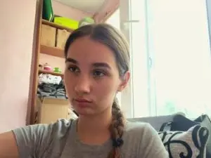 Cam4 Adult Video Chat of LourieOssola