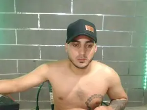 Cam4 Free Live Porn of xxxxHotxoxo