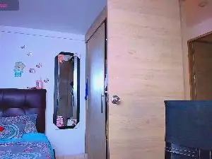 Cam4 Live Sex of Megan_collins1