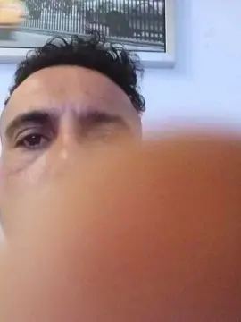 Cam4 Live Porn of morosexxxx
