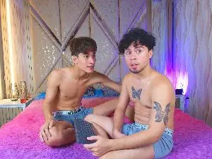 Cam4 Sex Cam of Twinfire_zeus