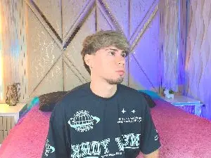Cam4 Free Live Porn of Twinfire_zeus