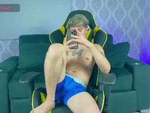 Cam4 Private Sex Chat of Twinfire_zeus