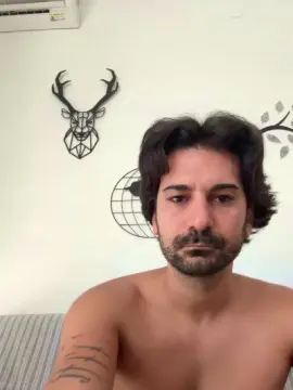 Cam4 Free Live Porn of Betomuscle99