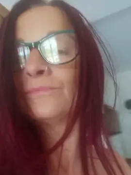 Cam4 Live Sex Cam of Elena9077