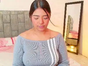 Cam4 Live Sex Cam of antonella_hot_x