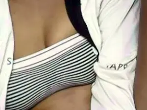 Cam4 Free Live Porn of lapoaly1