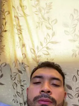 Cam4 Sex Chat of Luisfer98