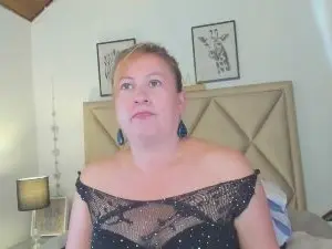 Cam4 Adult Webcam of Miss_Casius