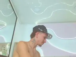 Cam4 Live Porn of DanntheStiff
