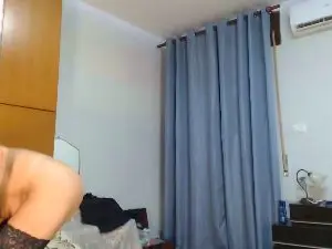 Cam4 Live Sex of smeralda33