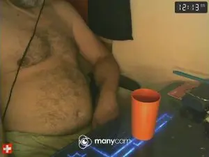 Cam4 Live Sex of benenzo