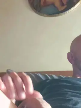 Cam4 Free Porn Cam of CIONDOLONE82