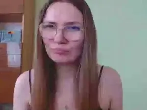 Cam4 Free Porn Cam of EllyHEARTx