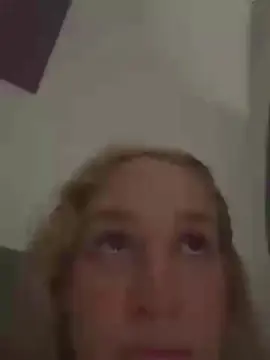Cam4 Free Live Porn of helenawrld