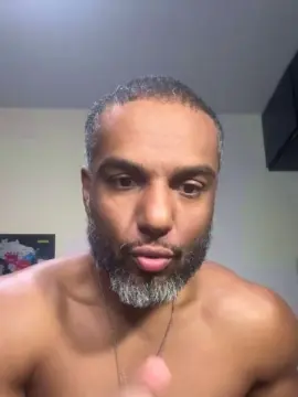 Cam4 Sex Cam of Pretocariocahot