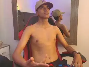 Cam4 Watch Live Sex Cams of Alan_Colthon