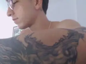Cam4 Live Porn of axel_serra
