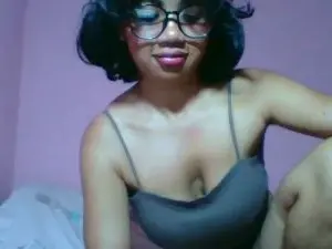 Cam4 Free Porn Cam of miawinders4