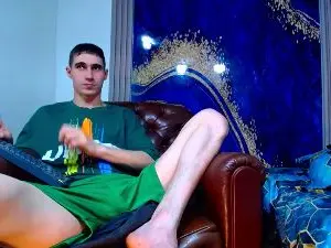 Cam4 Live Sex Cam of ___SKYLER____