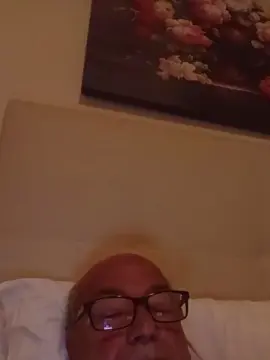 Cam4 Live Porn of minuzzo61