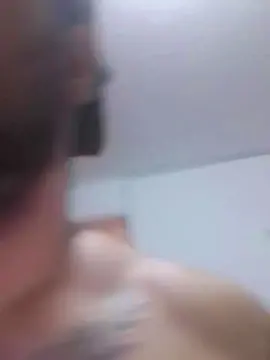 Cam4 Watch Live Sex Cams of jhonnysexy69