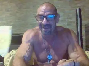 Cam4 Free Live Porn of TomiPsexy