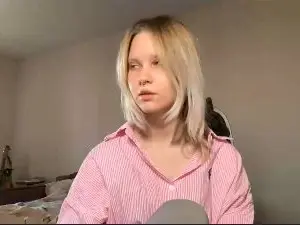 Cam4 Adult Video Chat of GladisRydin