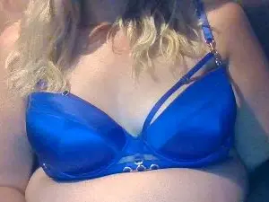 Cam4 Private Sex Chat of curvy_women