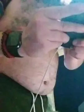Cam4 Live Porn of VICLIN1987